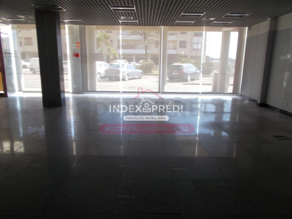 Loja para Venda em Cortegaça Foto 3