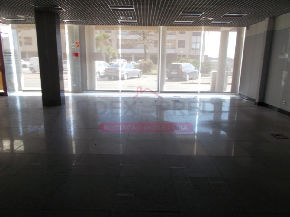 Loja para Venda em Cortegaça Foto 12