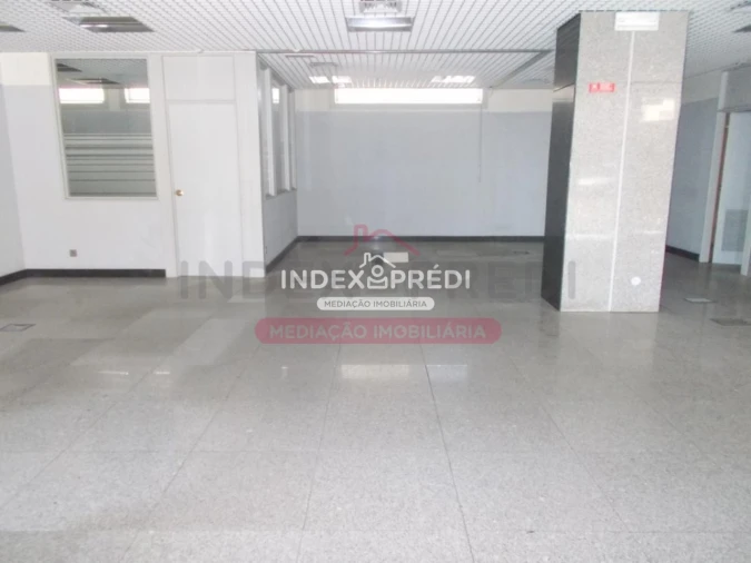 Loja para Venda em Cortegaça Foto 2