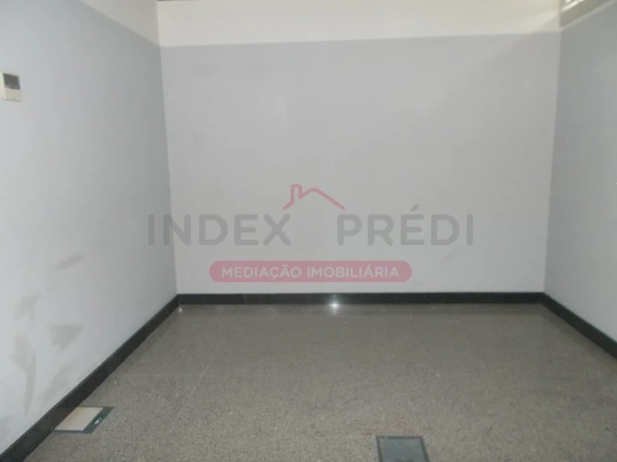 Loja para Venda em Cortegaça Foto 16