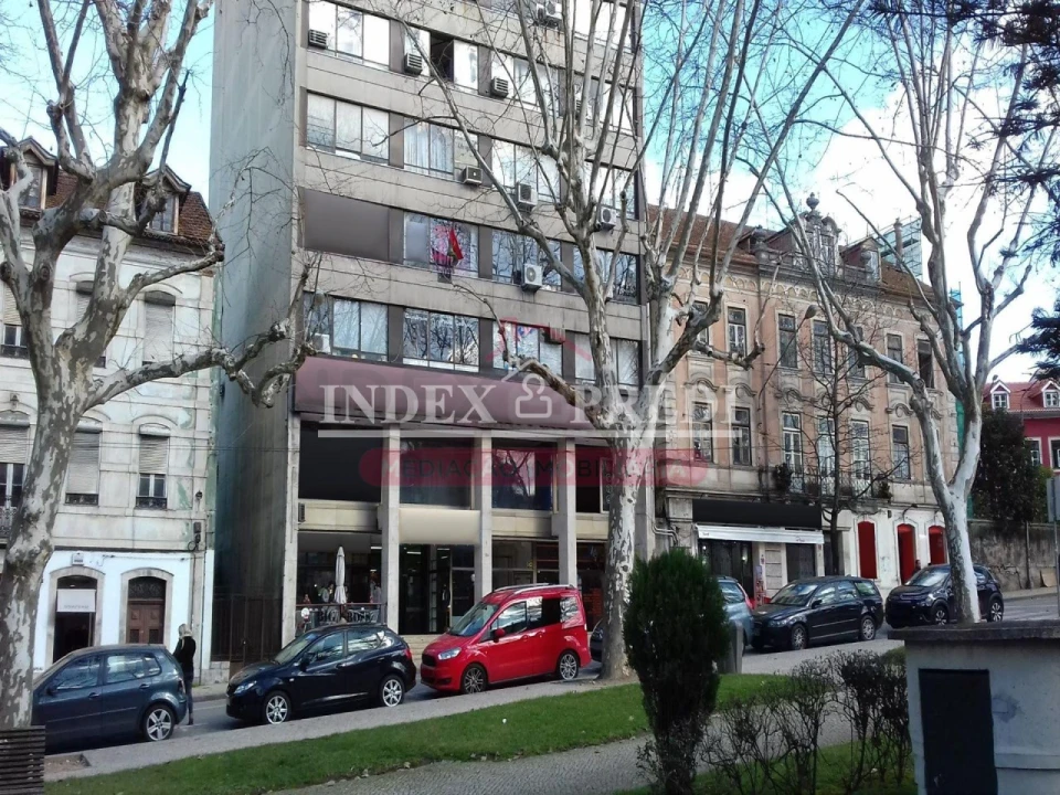 Loja para Venda em Sé Nova, Santa Cruz, Almedina e São Bartolomeu Foto 8