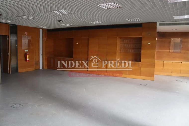 Loja para Venda em Águeda e Borralha Foto 3