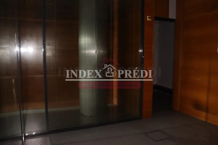 Loja para Venda em Águeda e Borralha Foto 13