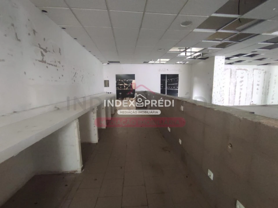 Loja para Venda em Assunção, Ajuda, Salvador e Santo Ildefonso Foto 8