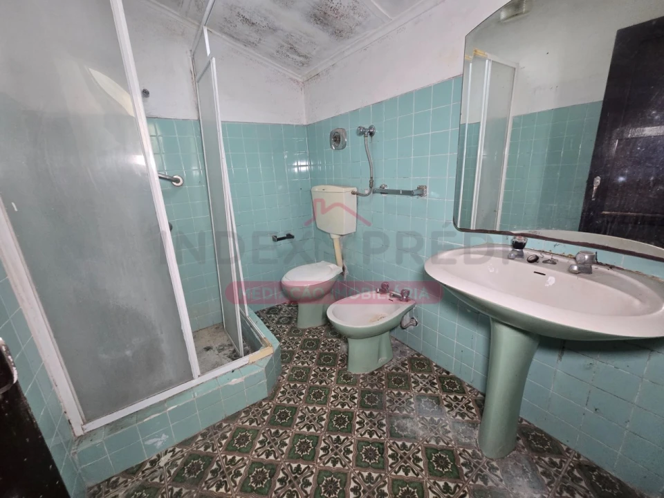 Moradia T5 para Venda em Abrunheira, Verride e Vila Nova da Barca Foto 4