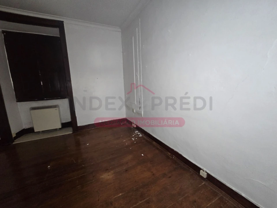 Moradia T5 para Venda em Abrunheira, Verride e Vila Nova da Barca Foto 45