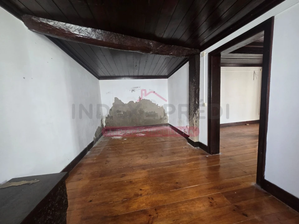 Moradia T5 para Venda em Abrunheira, Verride e Vila Nova da Barca Foto 57