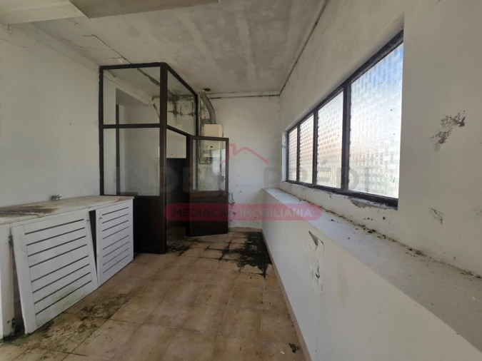 Moradia T5 para Venda em Abrunheira, Verride e Vila Nova da Barca Foto 30