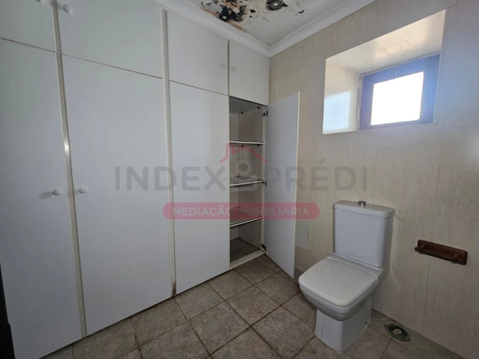 Moradia T5 para Venda em Abrunheira, Verride e Vila Nova da Barca Foto 39