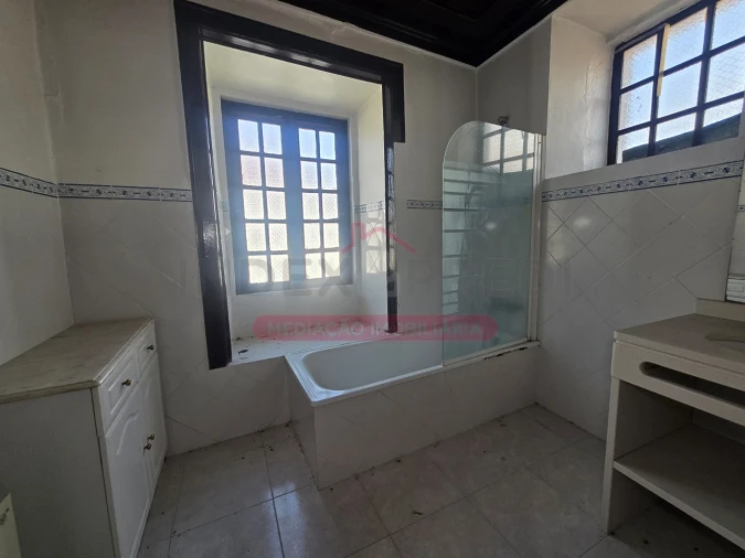 Moradia T5 para Venda em Abrunheira, Verride e Vila Nova da Barca Foto 49