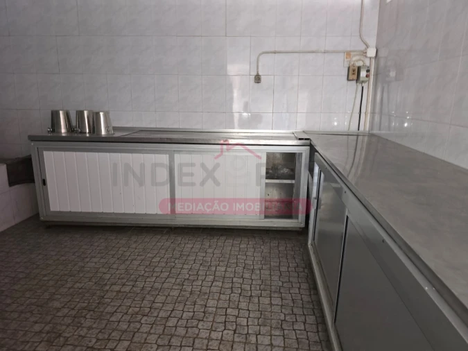 Negócio para Venda em Travassô e Óis da Ribeira Foto 19