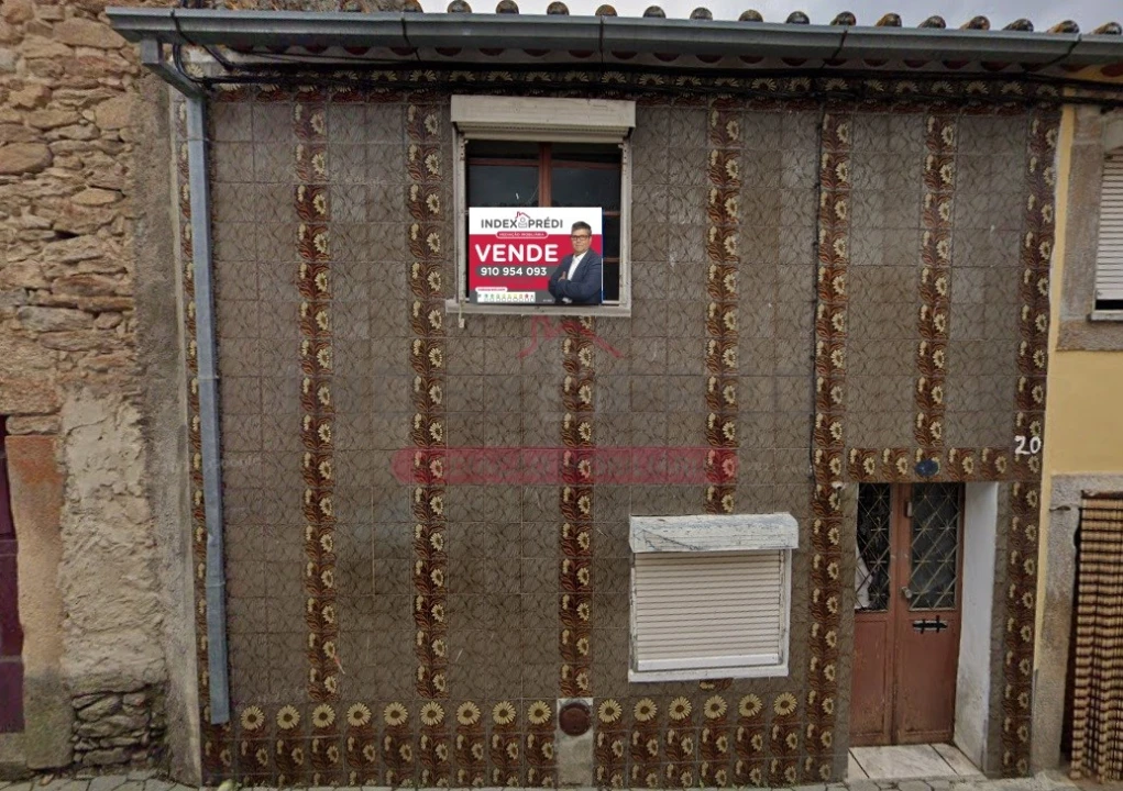 Moradia T4 para Venda em Escalhão Foto 10