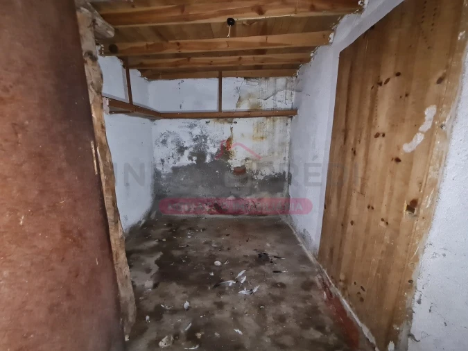 Moradia T4 para Venda em Escalhão Foto 7