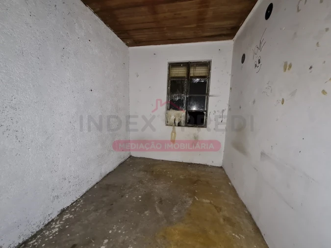 Moradia T4 para Venda em Escalhão Foto 20