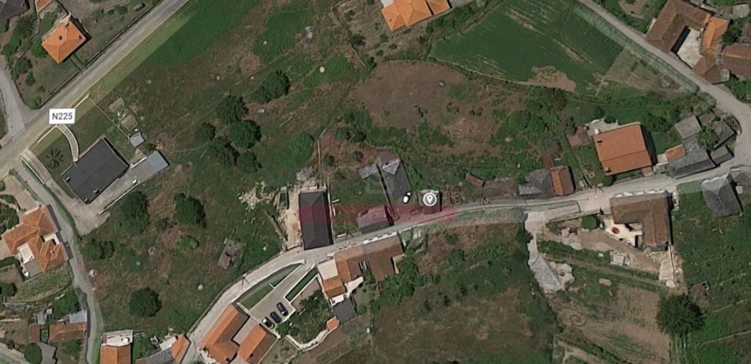 Moradia T3 para Venda em Canelas e Espiunca Foto 12