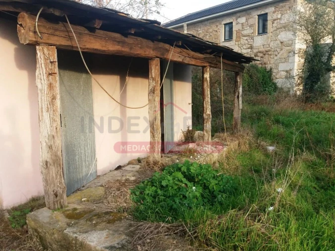 Moradia T3 para Venda em Canelas e Espiunca Foto 11