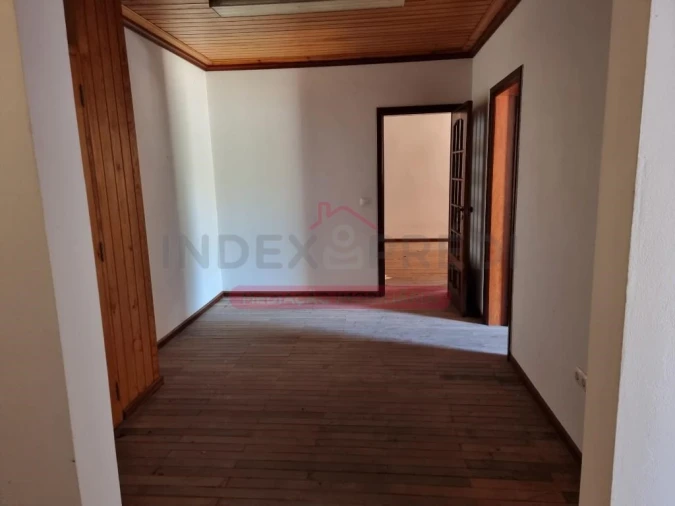 Armazém para Venda em Vilarinho do Bairro Foto 5