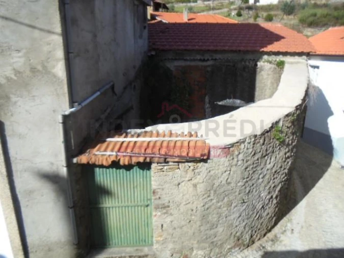 Moradia T5 para Venda em Fajão-Vidual Foto 6