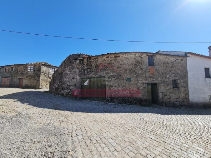 Moradia T1 para Venda em Espariz e Sinde Foto 8