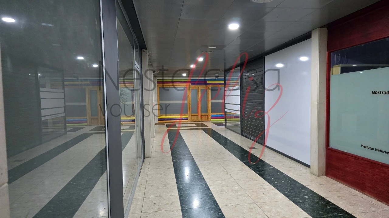 Loja para Venda em Gondomar (São Cosme), Valbom e Jovim Foto 7