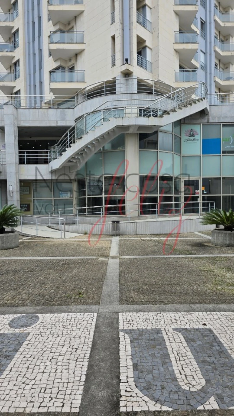 Loja para Venda em Gondomar (São Cosme), Valbom e Jovim Foto 5