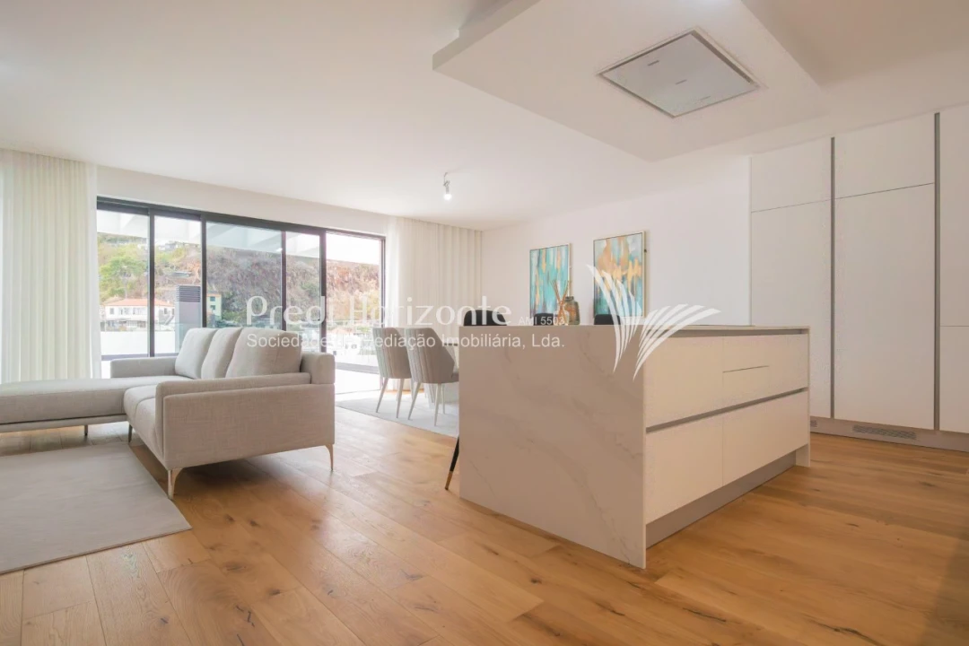 Apartamento T5 para Venda em Funchal (Se) Foto 6