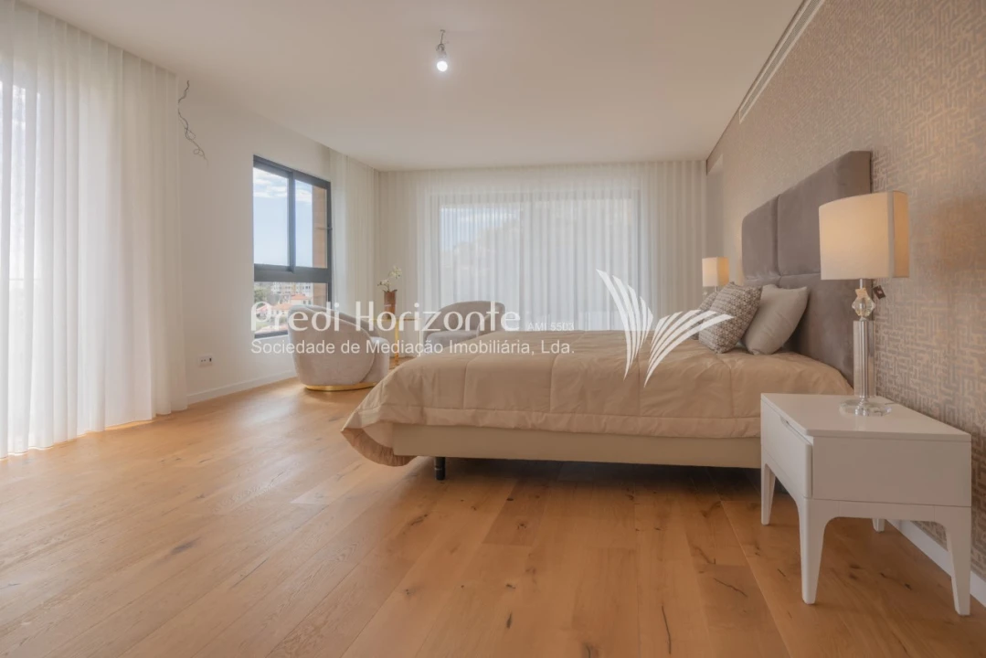 Apartamento T5 para Venda em Funchal (Se) Foto 36