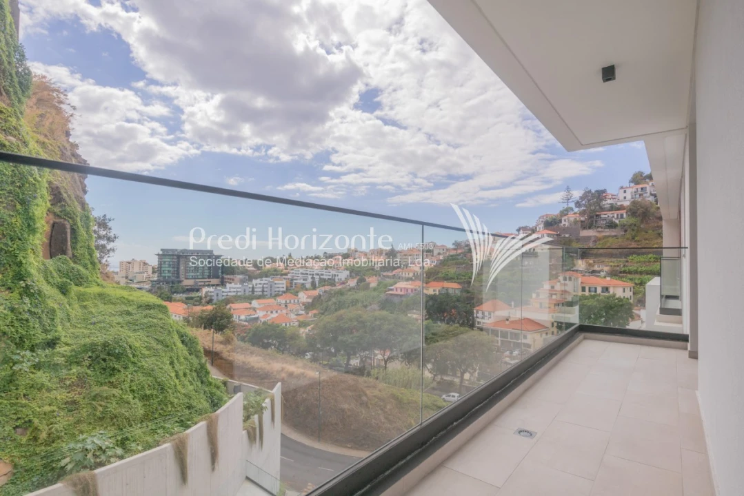 Apartamento T5 para Venda em Funchal (Se) Foto 39