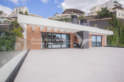 Apartamento T5 para Venda em Funchal (Se)