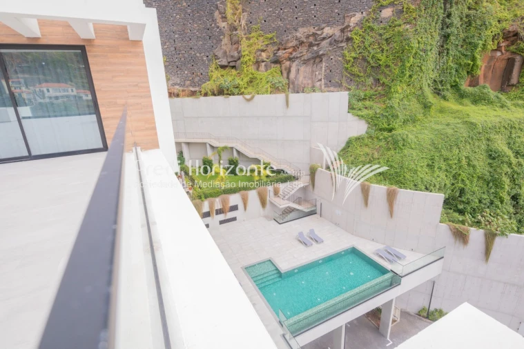 Apartamento T5 para Venda em Funchal (Se) Foto 3