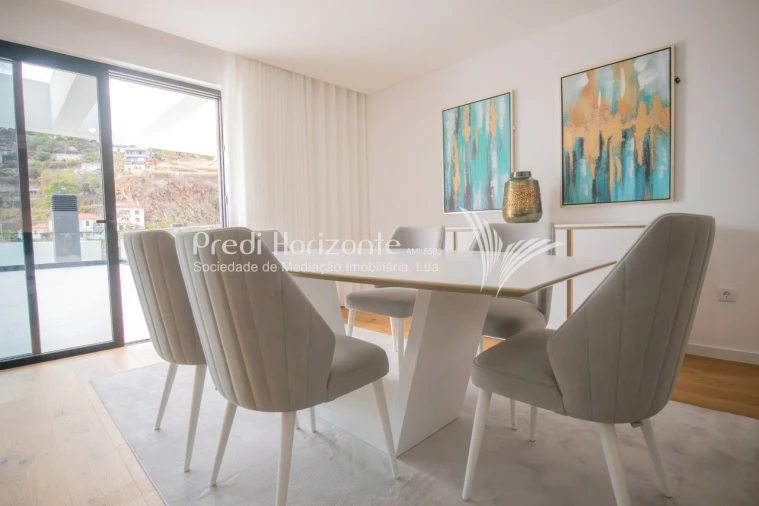 Apartamento T5 para Venda em Funchal (Se) Foto 4