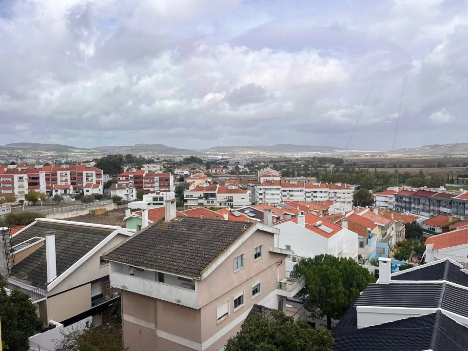 Moradia T9 para Venda em Loures Foto 9