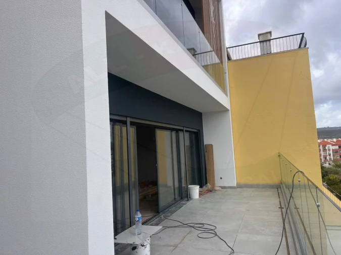 Moradia T9 para Venda em Loures Foto 3