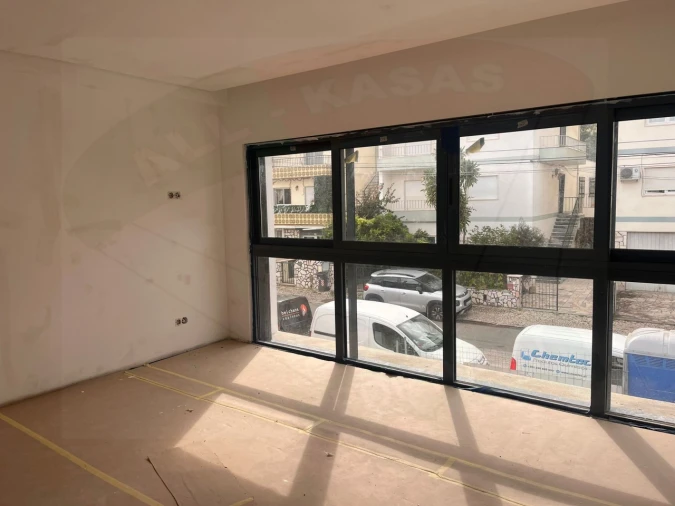 Moradia T9 para Venda em Loures Foto 4