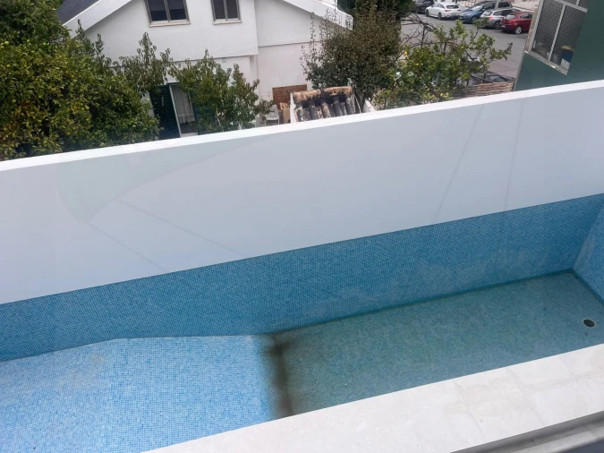 Moradia T9 para Venda em Loures Foto 8