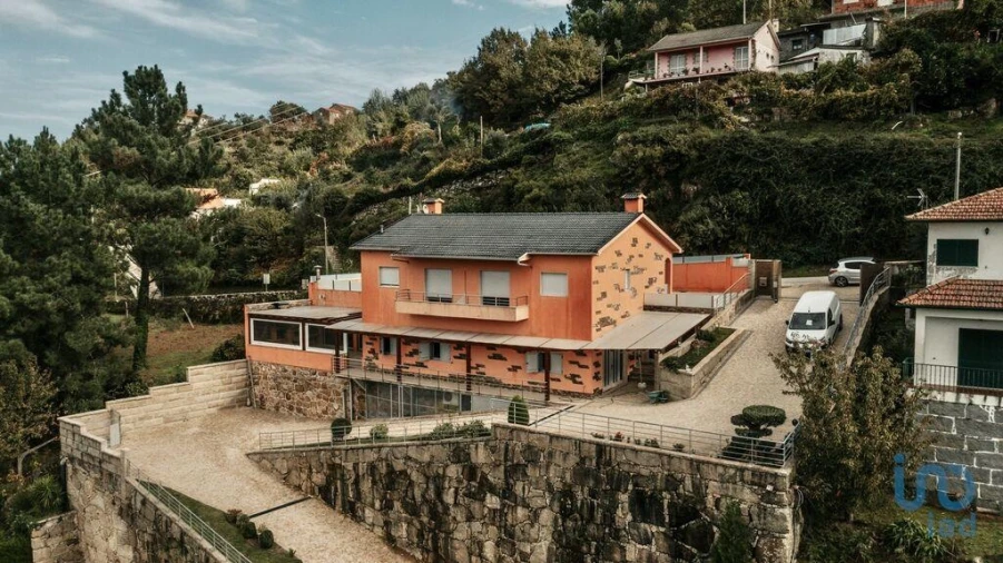 Moradia T7 para Venda em São Cristovão de Nogueira Foto 2