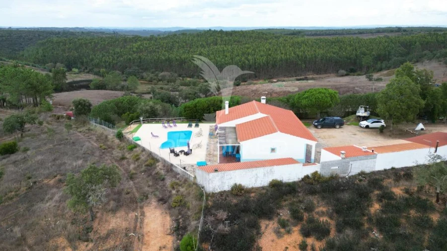 Quinta T4 para Venda em São Teotónio Foto 7