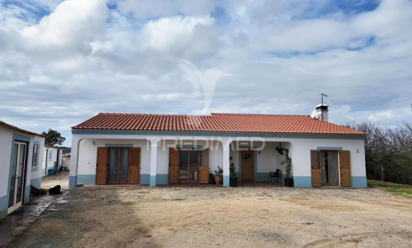 Quinta T4 para Venda em São Teotónio Foto 14