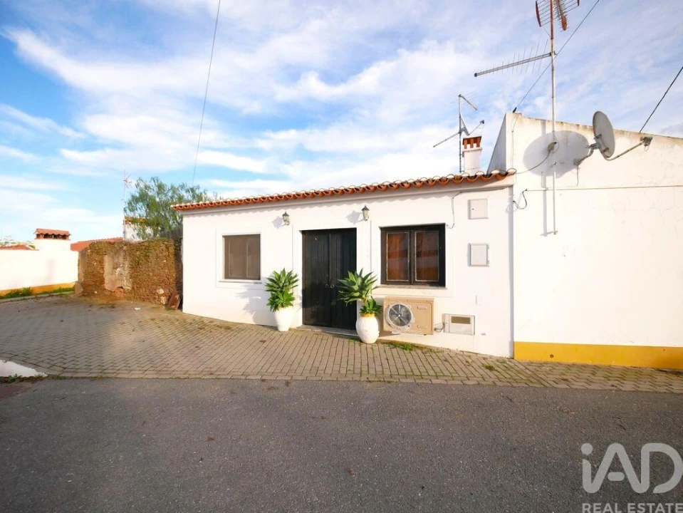 Moradia T2 para Venda em Mertola Foto 1