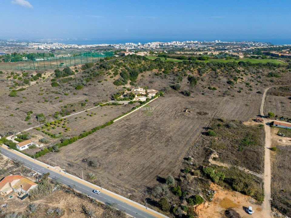 Terreno para Venda em Luz Foto 2