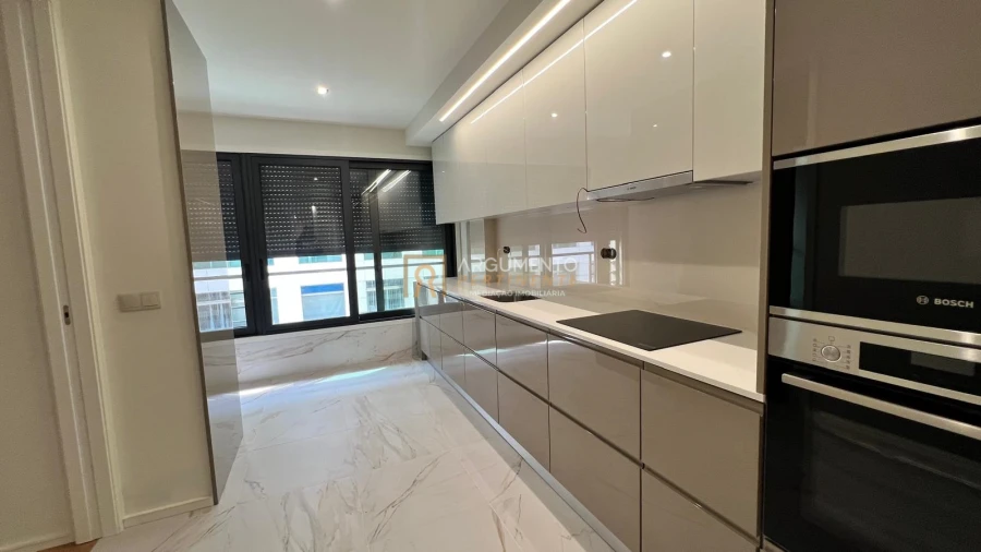 Apartamento T3 para Venda em Cidade da Maia Foto 32