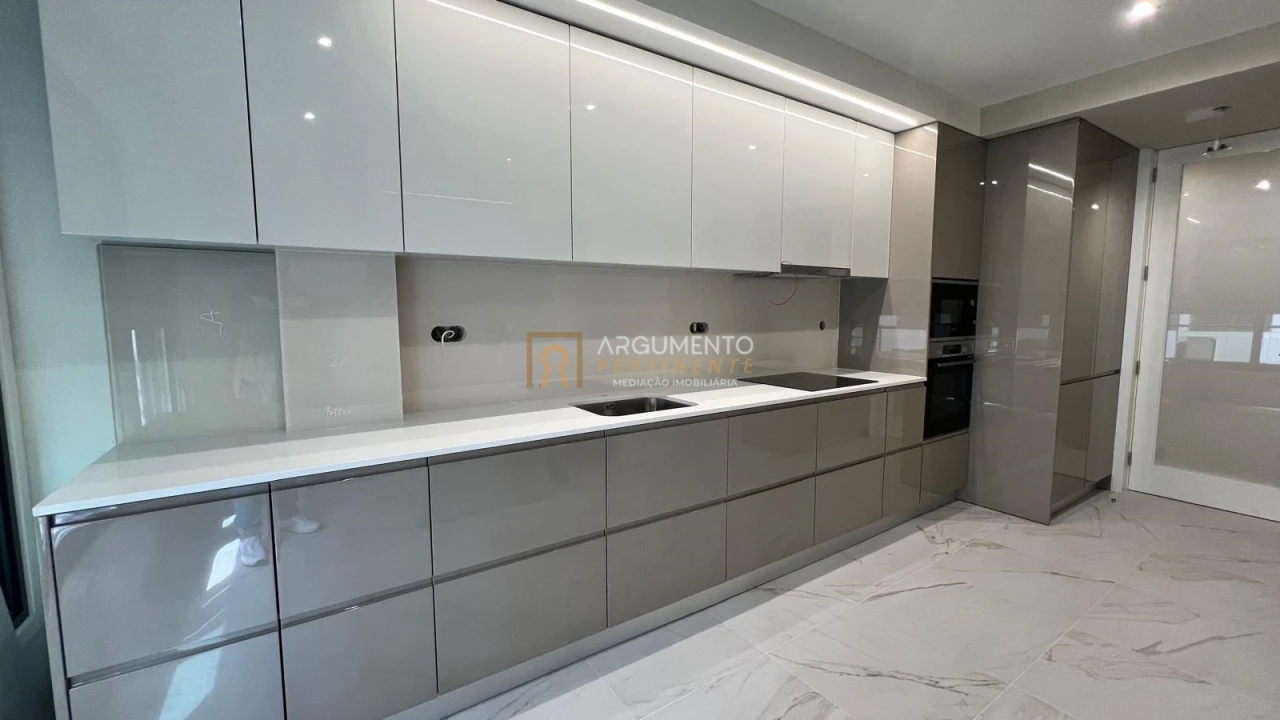 Apartamento T3 para Venda em Cidade da Maia Foto 34