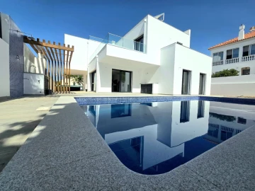 Moradia T4 para Venda em Tavira (Santa Maria e Santiago)