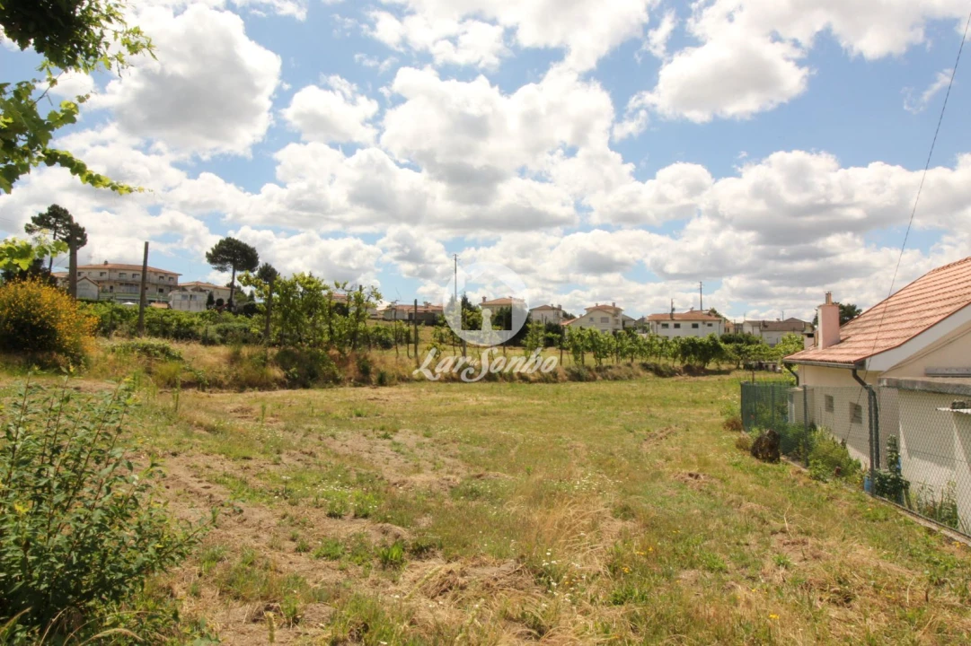 Terreno para Venda em Fornelos Foto 1