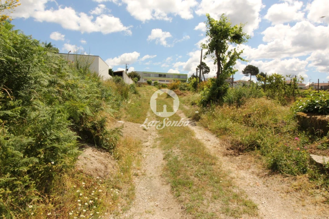 Terreno para Venda em Fornelos Foto 2