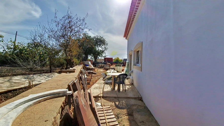 Moradia T5 para Venda em Ferreiras Foto 33