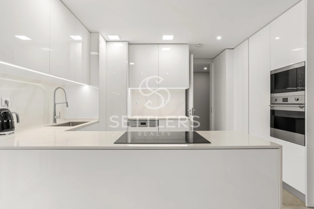 Apartamento T3 para Venda em Carcavelos e Parede Foto 7