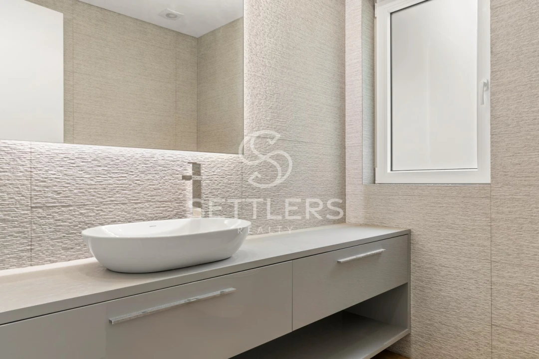 Apartamento T3 para Venda em Carcavelos e Parede Foto 11