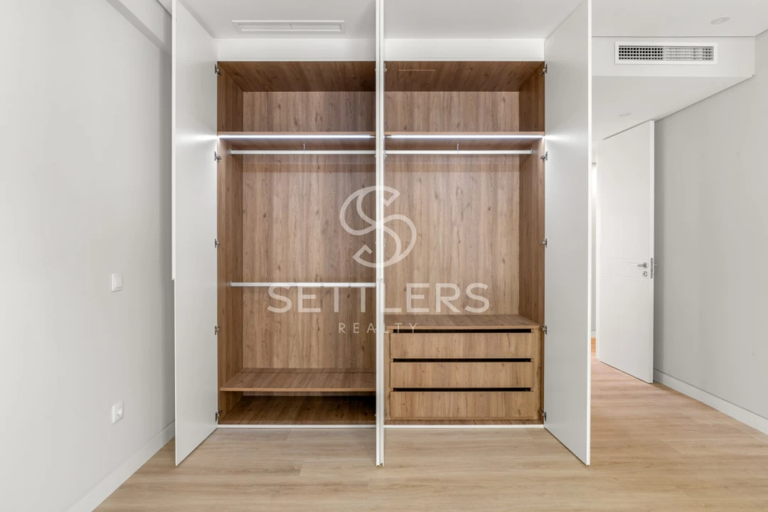Apartamento T3 para Venda em Carcavelos e Parede Foto 14
