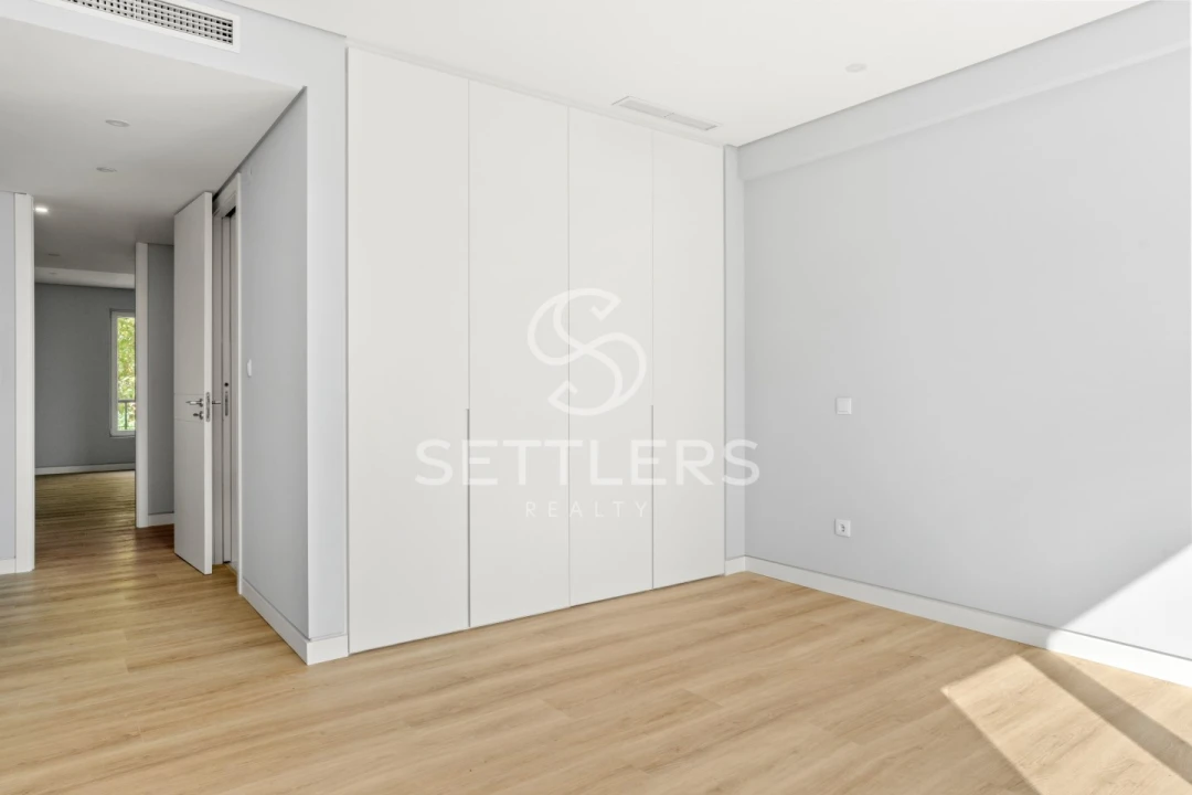 Apartamento T3 para Venda em Carcavelos e Parede Foto 18